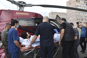 Azerbaidžano kariai vėl apšaudė žurnalistus Kalnų Karabache, sako separatistai