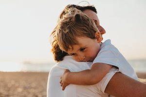 Vaikų psichiatrė išvardijo, į ką tėvai turėtų atkreipti dėmesį bendraudami su vaikais