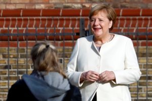 Vokietija be didelių iškilmių mini 30-ąsias susivienijimo metines