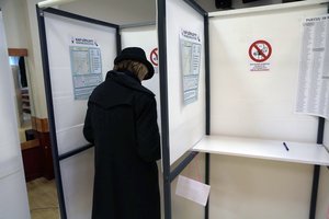Saviizoliacijoje esantys žmonės balsuoti rinkimuose nesiruošia: prašymus pateikė mažiau nei procentas 
