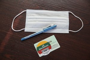 SAM paaiškino, kaip balsuoti saviizoliacijoje esantiems asmenims: skatina ilgai nedelsti