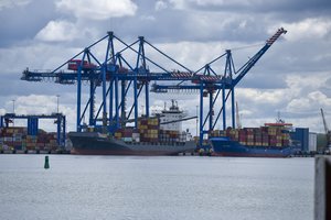 Baltarusija išbandė kalio trąšų eksportą į Kiniją per Klaipėdos uostą ir Arktį