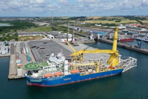 „Gazprom“ savo laivą, galintį užbaigti „Nord Stream 2“ tiesimą, grąžina į Kaliningradą