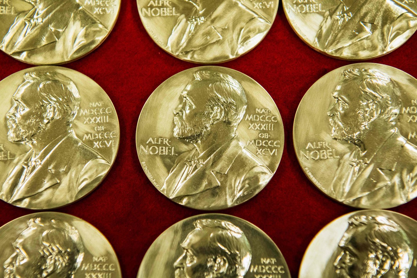  Antradienį paskelbta Nobelio premija už pasiekimus fizikos srityje.<br> AFP / Scanpix nuotr.
