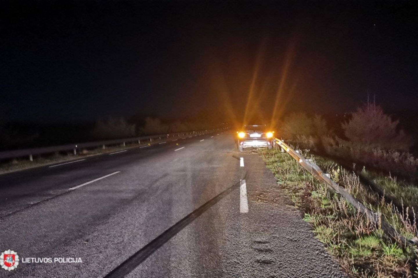 Praėjusios paros avarijose nukentėjo 5 žmonės.