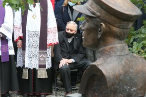 A. Ramanauskui-Vanagui nusilenkė ir V. Landsbergis bei G. Nausėda: įvertino paminklo reikšmę