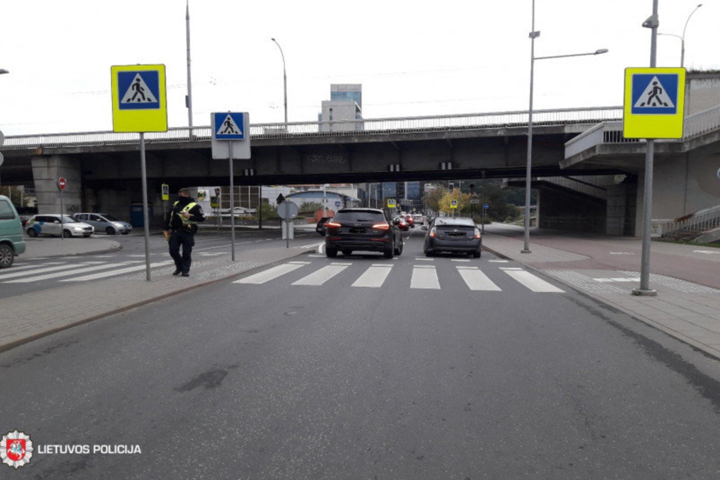 Praėjusios paros avarijose sužeista 13 žmonių.
