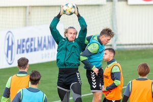 Jaunimo rinktinės vartų sargas T. Krapikas: „Sirgaliai pridės papildomų jėgų“