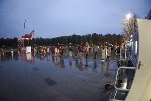 Išankstinio balsavimo punktai darbą oficialiai baigė: suspėjo ne visi