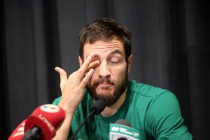 Į Rusiją neišvyko per klaidą: J. Lauvergne'o pakartotinas koronaviruso testas – neigiamas