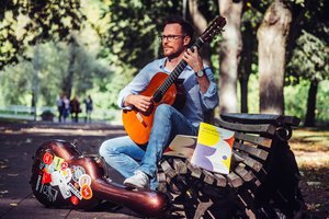 Žinomas gitaristas Ch. Ruebensas – apie darbo su vaikais džiaugsmą ir paslaptis