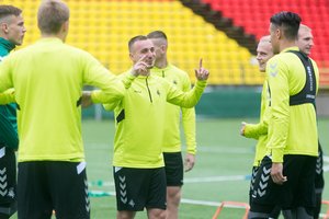 Lietuvos futbolininkų varžovė – oficialiose rungtynėse dar nesutikta Baltarusija