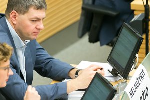 A. Mazuronis: „darbiečiai“ neatmeta ir buvimo opozicijoje galimybės