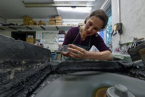 Tokio darbuotojų poreikio niekada nebuvo – pramonės sektoriuje yra apie 30-40 tūkst. laisvų darbo vietų