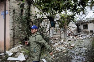 Azerbaidžanas skelbia smogęs raketų leidimo vietoms Armėnijoje