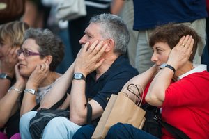 Nori didinti baudas triukšmadariams – stipriai kirstų per kišenę