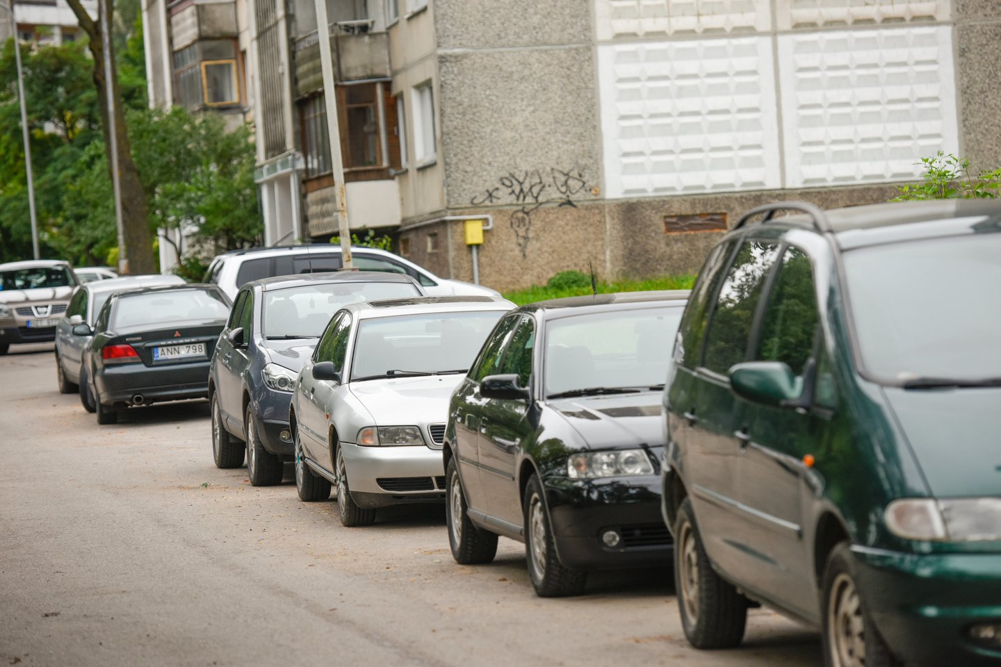 Lietuvos, Latvijos ir Estijos vairuotojai rimtai vertina automobilio padangų būklę.<br>D.Umbraso nuotr.