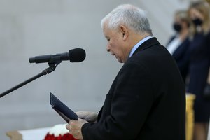 Lenkijos grasinimas vetuoti ES biudžetą – signalas, kad Varšuva neketina nutraukti kontraversiškų reformų