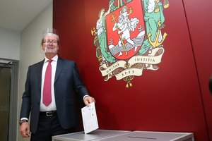 V. Uspaskichas paaiškino, kaip savo paramą antrajame ture dalins Darbo partija