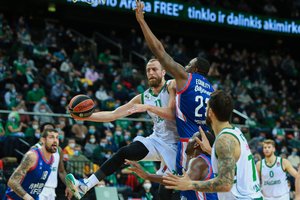 „Žalgiris“ toliau nenugalimas Eurolygoje: namie įspūdingai sudaužė ir galingąjį „Anadolu Efes“