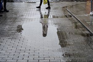 Sinoptikai: savaitė prasidės su lietumi ir smarkiu vėju, džiugins tik šiluma