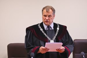 G. Nausėda atleido korupcija įtariamą teisėją R. Jurgaitį