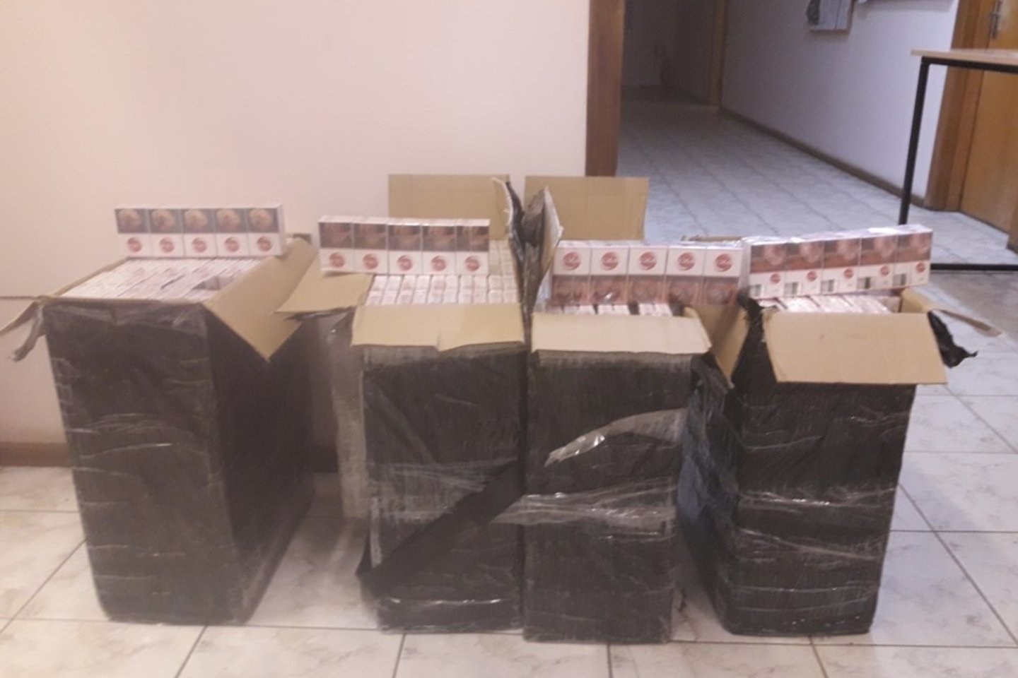 Sulaikyta cigarečių kontrabanda.
