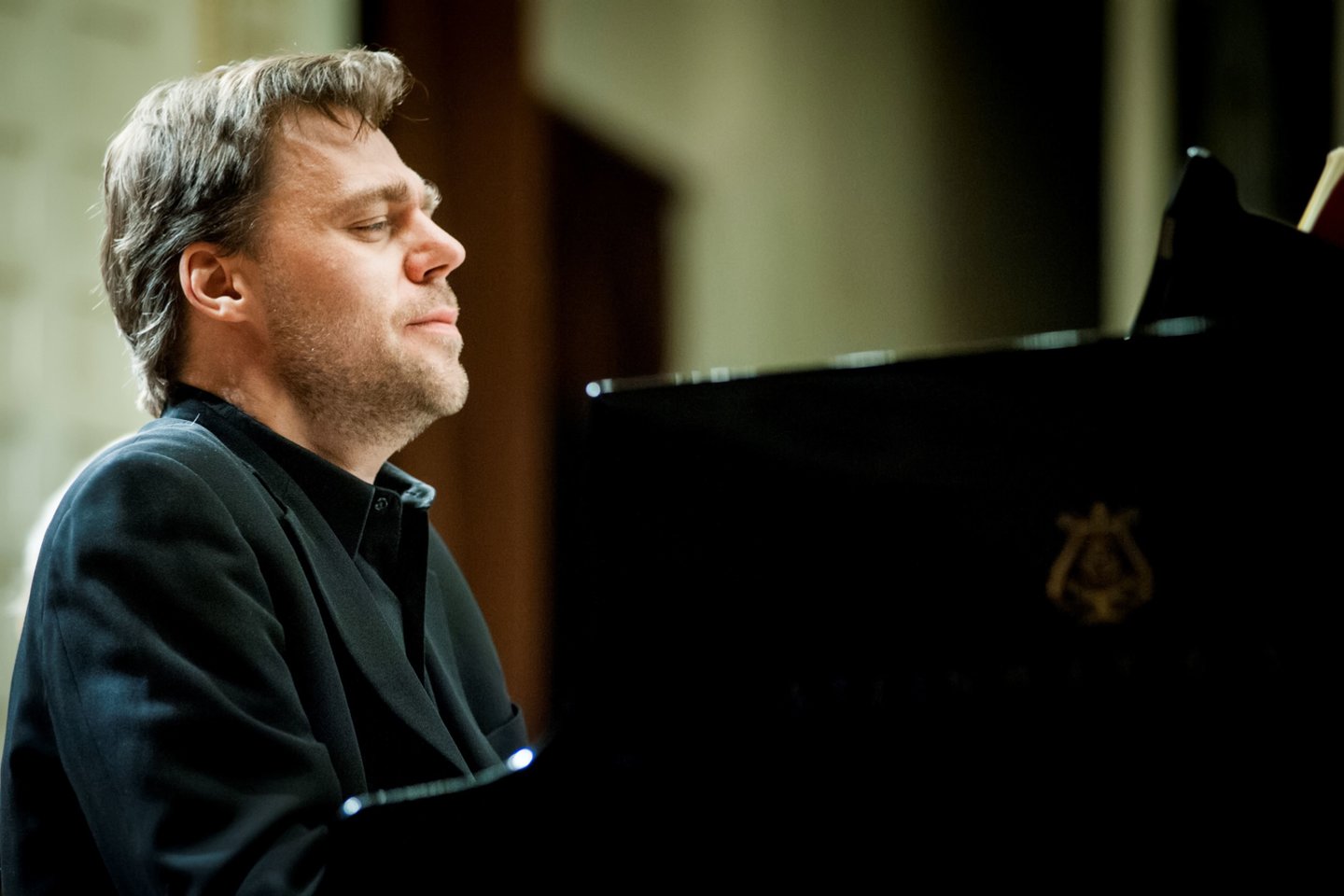  Daug metų Jungtinėse Amerikos Valstijose gyvenantis, bet Lietuvos nepamirštantis pianistas Andrius Žlabys.<br> D.Matvejevo nuotr.