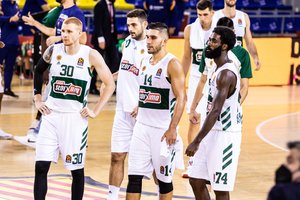 Trenerį dėl techninių pražangų praradęs „Fenerbahce“ krito Atėnuose