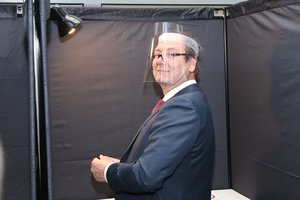 V. Uspaskichas pasisakė apie savo dingimą: „Aš dar neišprotėjau“