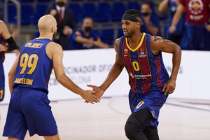 Triuškinančią persvarą iššvaisčiusi „Barcelona“ vos neprisižaidė prieš „Real“