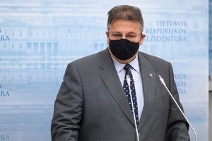 Po Slovėnijos diplomatų vizito L. Linkevičius užsidarė karantine