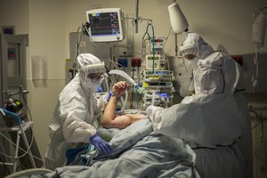 Mečys Laurinkus. Kuo antroji COVID-19 banga pasaulyje skiriasi nuo pirmosios? 