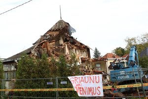 Kultūros paveldo departamentas: beveik nugriautą namą Perkūno alėjoje Kaune galima atkurti