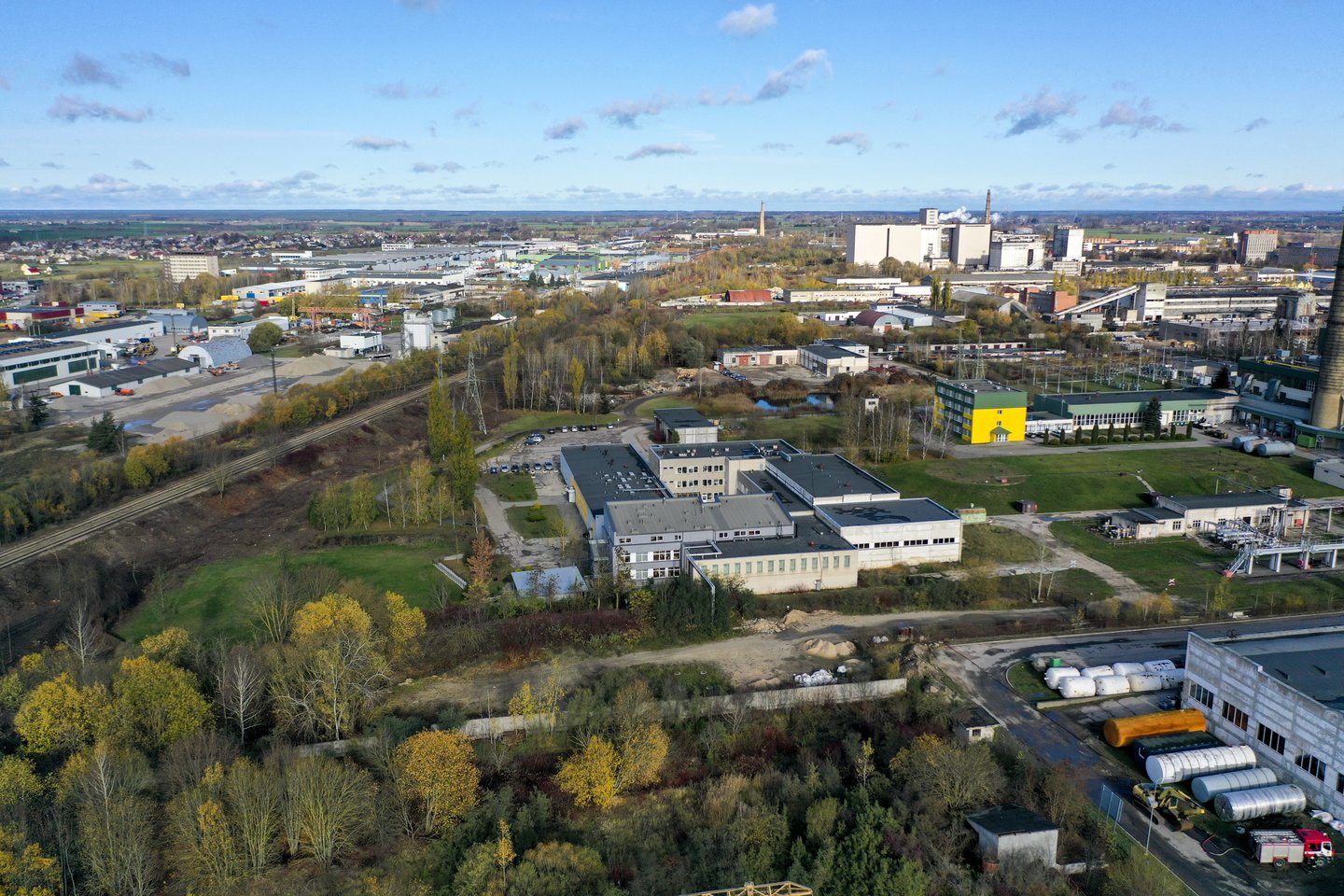 Šią savaitę jau paskelbti neparduotų septynių sklypų Sudvajų, Likiškėlių ir Santaikos gatvių sankirtos teritorijoje antri aukcionai už tą pačią pradinę kainą, nes pagal vertinimus ji vienerius metus nesikeičia. Aukcionai vyks ateinančio sausio antroje pusėje.