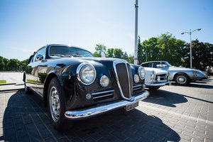 Jaunimas gelbėja klasikinius automobilius nuo išnykimo: kas penktas norėtų vairuoti