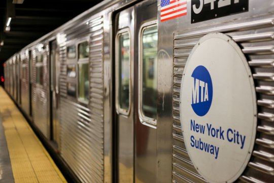 1904 m. Niujorke atidaryta pirmoji požeminio metro linija.<br>123rf