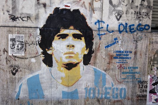 1960 m. gimė vienas garsiausių visų laikų futbolininkų argentinietis Diego Armando Maradona.<br>123rf