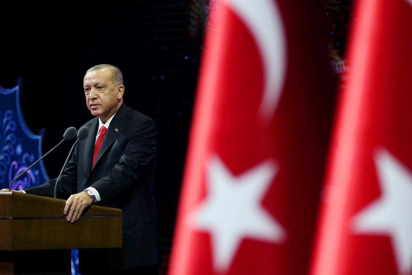 Turkijos prezidentas, be kita ko, paragino turkus boikotuoti prancūziškas prekes.<br>Reuters/Scanpix nuotr.