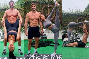 42-iejų N. Scherzinger – nepavaldi laikui: su mylimuoju parodė savo lankstumą