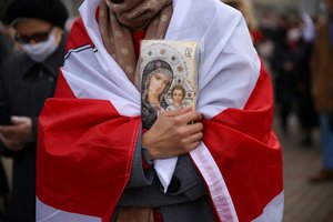 A. Lukašenka nurodė „nieko neįkalbinėti“ streikuoti, sulaikyta beveik 600 žmonių