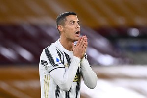 Koronavirusas sukaustė C. Ronaldo: trečias testas iš eilės buvo teigiamas