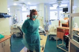 Lietuvoje beveik tūkstantis naujų COVID-19 naujų atvejų, mirė dar 6 žmonės