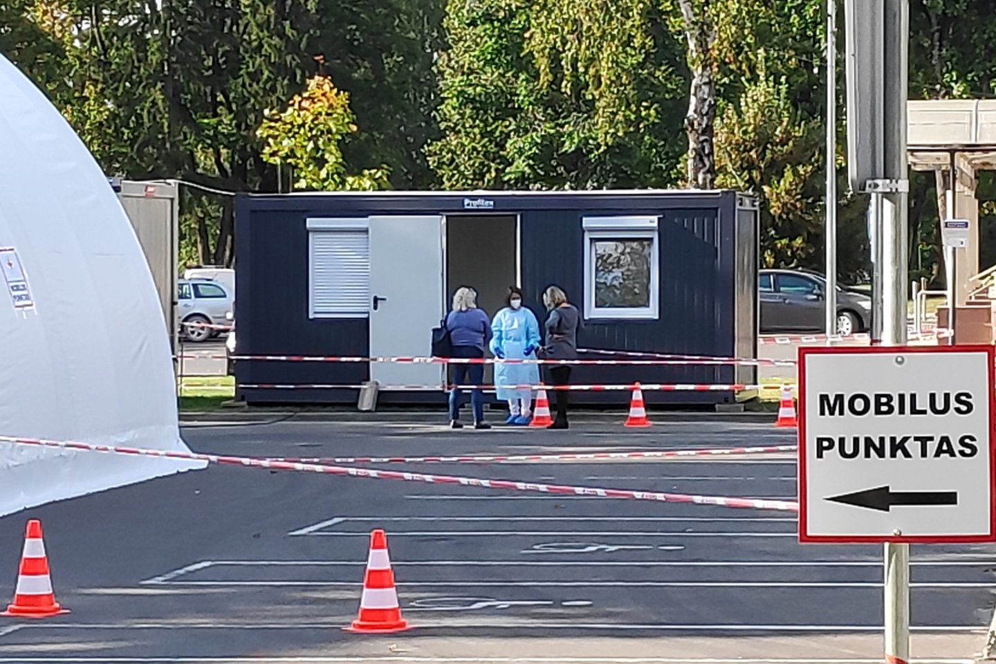 SAM priminė, kokiais būdais galima pasiekti mobilius punktus.<br>N.Surgailytės nuotr.