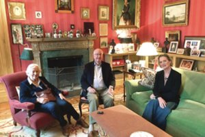 Tėvo atstumta princesė įrodė savo tiesą, tačiau širdyje liko gilių randų