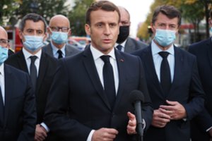 E. Macronas paragino Turkiją atsisakyti „karingos“ pozicijos NATO sąjungininkių atžvilgiu