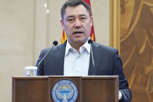 Kirgizijos parlamento pirmininku išrinktas naujojo lyderio politinis sąjungininkas