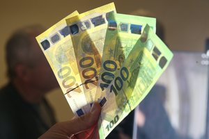 Verslo atstovai siūlo keisti tvarką dėl įmonių įtraukimo į nukentėjusių nuo COVID–19 sąrašą