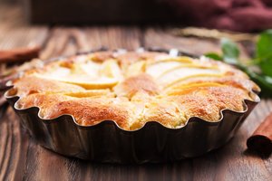 Purus ir minkštas obuolių pyragas jau daug metų karaliauja mano virtuvėje