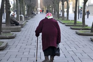 Kaune – širdį verianti istorija: namą dukrai dovanojusi senolė varoma lauk, žentas atjungė šildymą